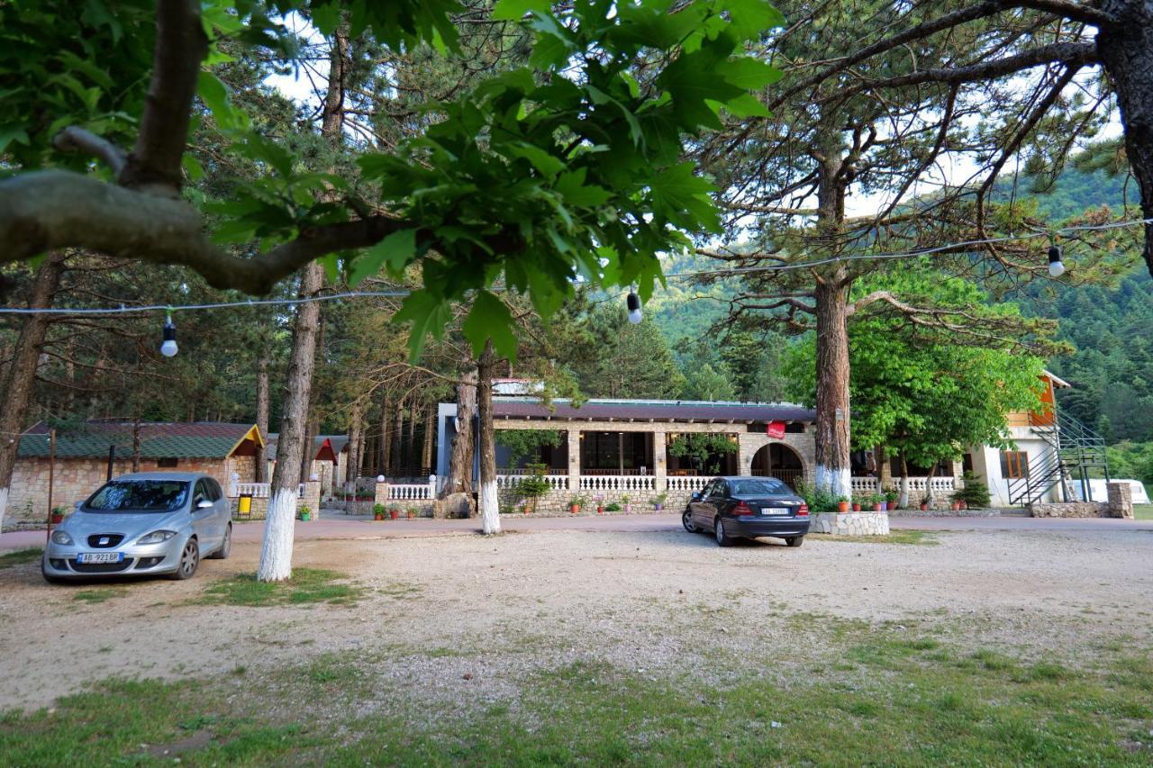 Guesthouse Hamiti Llogara Dukat エクステリア 写真